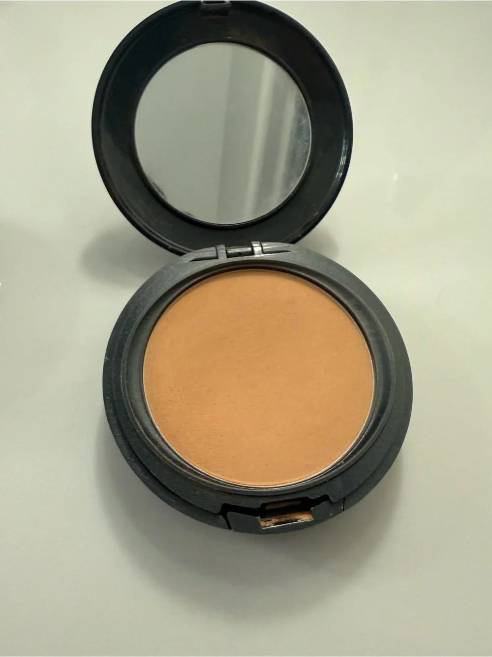 Pressed Face Powder Compact - Warm Beige